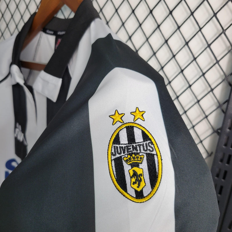 Camisa Juventus Home (1) 1997/98 Kappa Retrô Masculina