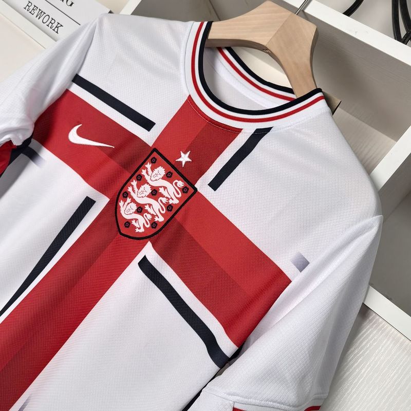 Camisa Seleção da Inglaterra Edição Especial 24/25 - Vermelho e Branco